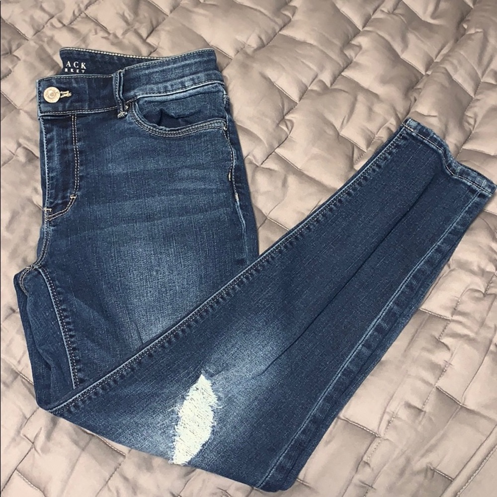 White House Black Market distressed jean